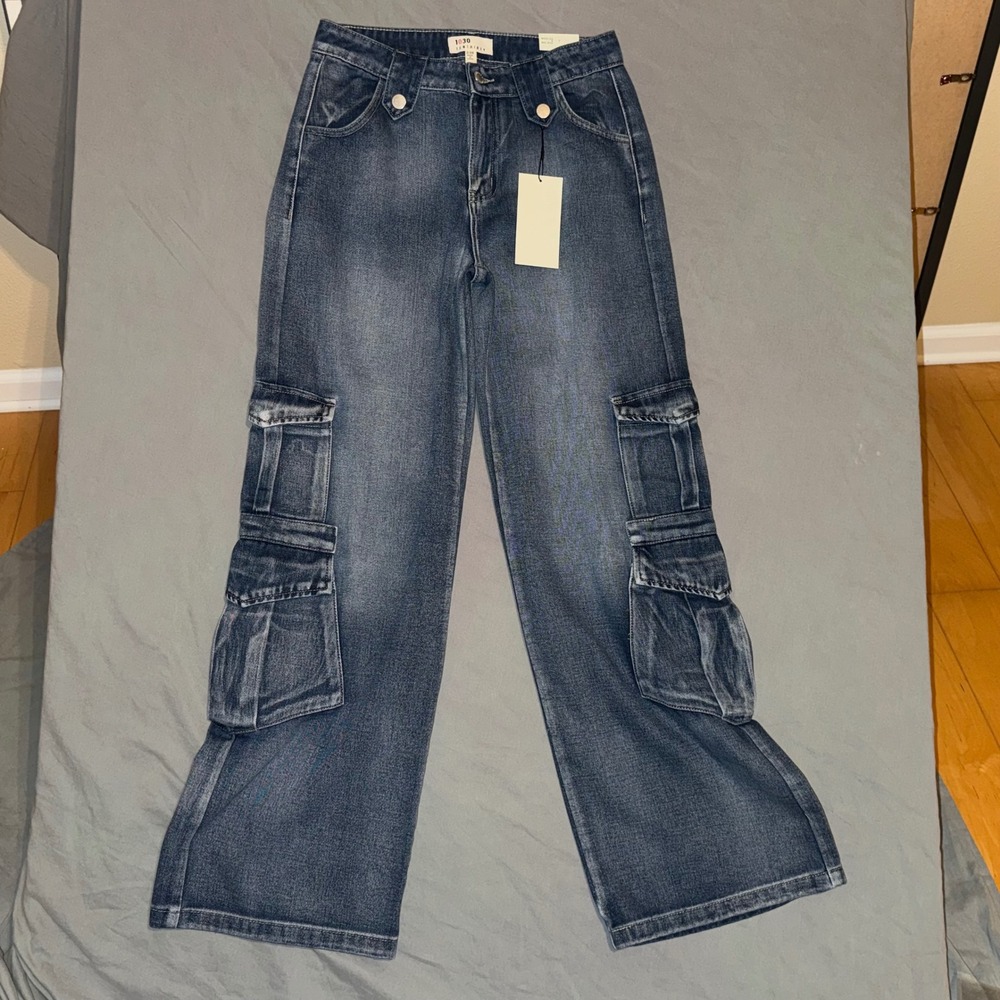 1030 T.E.N.T.H.I.R.T.Y Women Wide Leg Cargo Jeans Vtg Wash Mid Rise Size 3/26